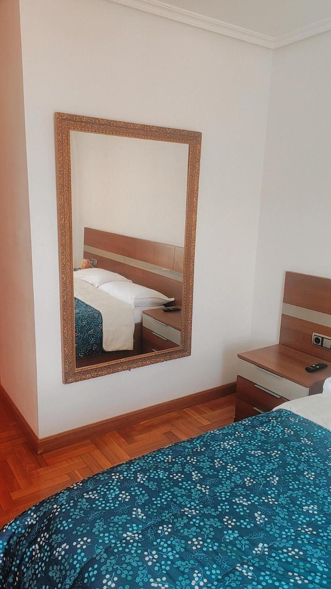 Habitacion Renfe Pamplona Kültér fotó
